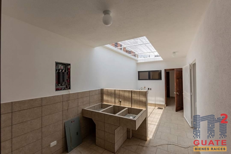 M2Guate-R6730-Casa-en-condominio-en-Renta-Guatemala-Zona-15