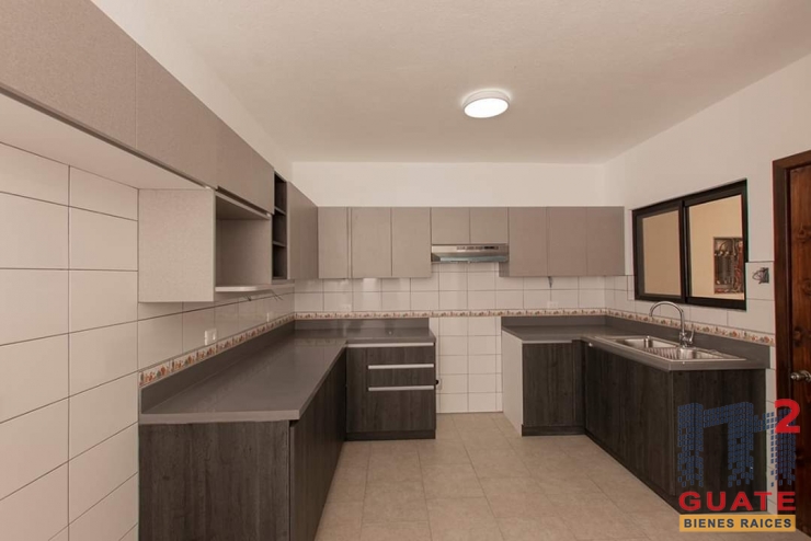 M2Guate-R6730-Casa-en-condominio-en-Renta-Guatemala-Zona-15