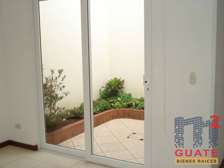 M2Guate-R6757-Casa-en-condominio-en-Renta-Guatemala-Zona-15