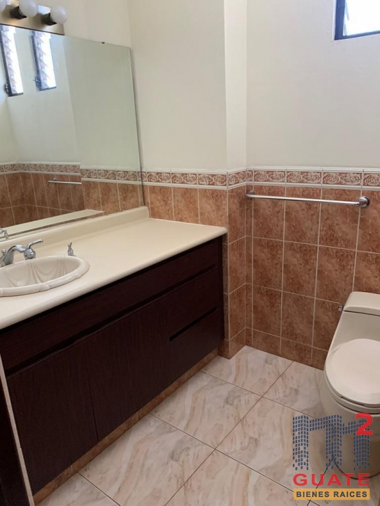 M2Guate-R7750-Oficina-en-Renta-Guatemala-Zona-10