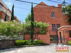 M2Guate-V8119-Casa-en-condominio-en-Venta-Guatemala-Zona-10