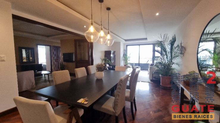 $2,400.00 - Zona 10 - Apartamento en Renta - R9387