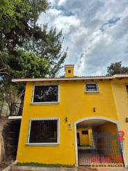 M2Guate-V8602-Casa-en-Venta-San-Lucas