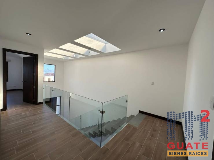 M2Guate-R10208-Casa-en-condominio-en-Renta-Guatemala-Zona-16