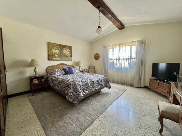 M2Guate-R10221-Casa-tipo-Townhouse-en-Renta-Guatemala-Zona-15