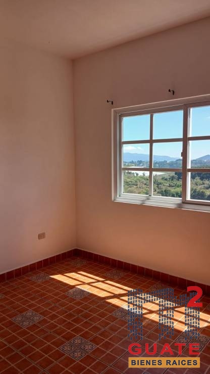 M2Guate-V9992-Casa-en-Venta-Santa-Catarina-Pinula