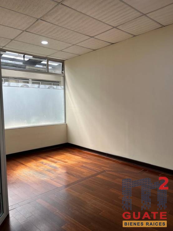 M2Guate-R10254-Oficina-en-Renta-Guatemala-San-Cristobal-