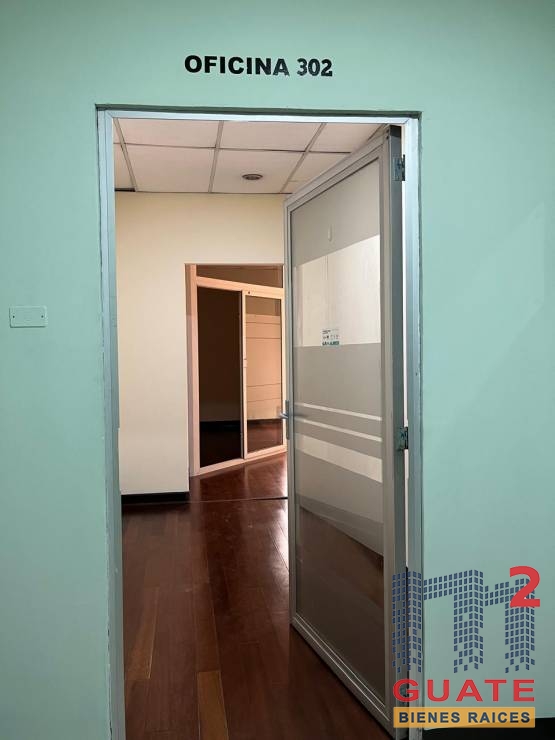 M2Guate-R10254-Oficina-en-Renta-Guatemala-San-Cristobal-