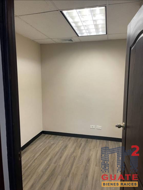 M2Guate-R10288-Clínica-en-Renta-Guatemala-Zona-15