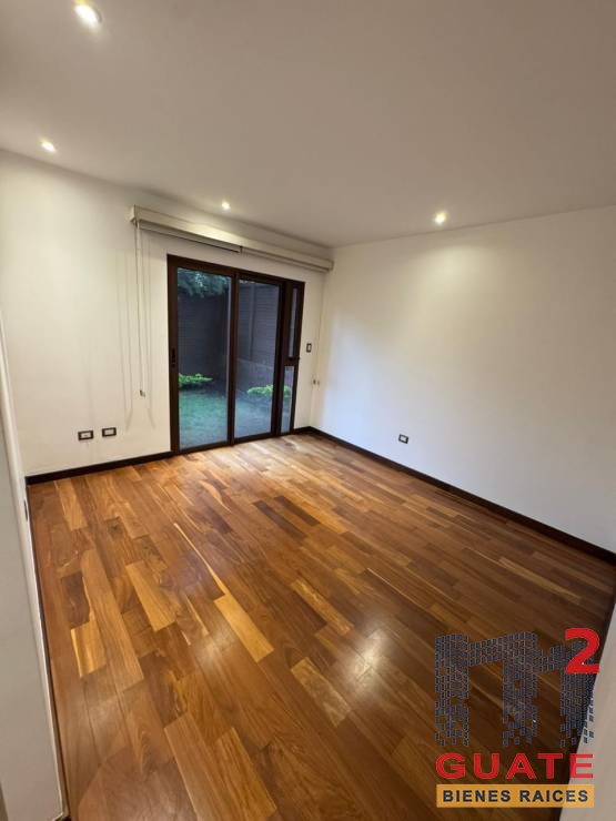 M2Guate-V10014-Casa-en-condominio-en-Venta-Santa-Catarina-Pinula