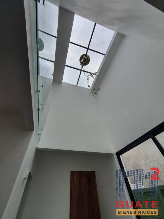 M2Guate-V10017-Casa-en-condominio-en-Venta-Carretera-a-El-Salvador
