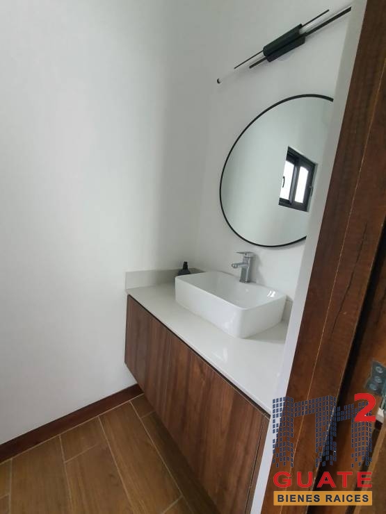 M2Guate-V10017-Casa-en-condominio-en-Venta-Carretera-a-El-Salvador