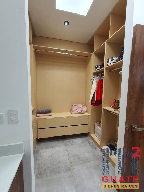 M2Guate-V10017-Casa-en-condominio-en-Venta-Carretera-a-El-Salvador