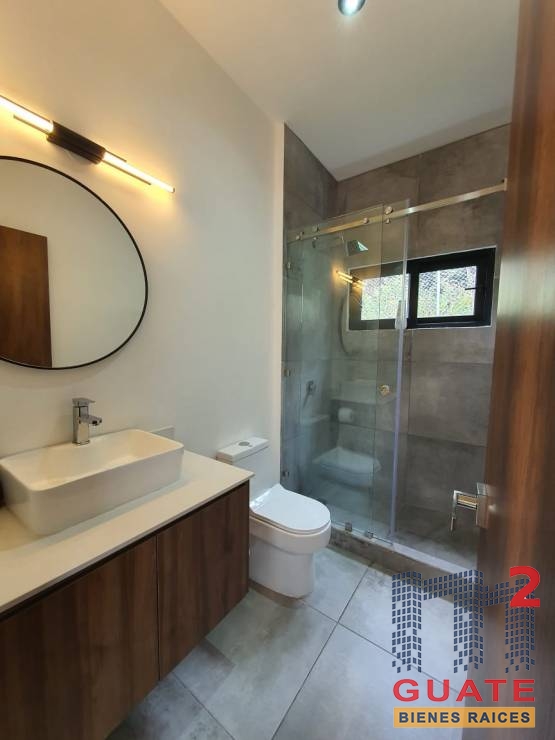 M2Guate-V10017-Casa-en-condominio-en-Venta-Carretera-a-El-Salvador