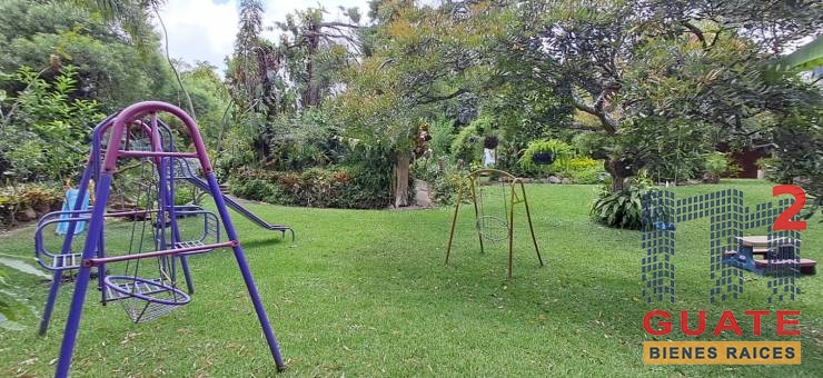 M2Guate-V10020-Casa-fuera-de-condominio-en-Venta-Mixco