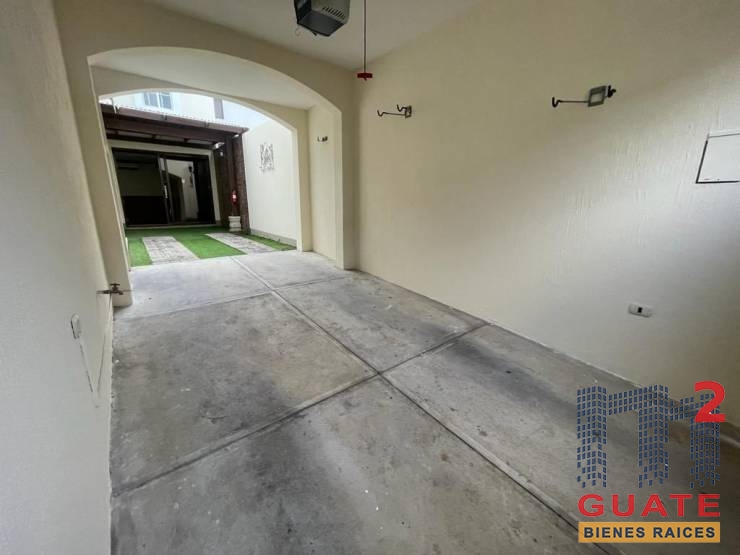 M2Guate-R10348-Casa-en-Renta-Mixco