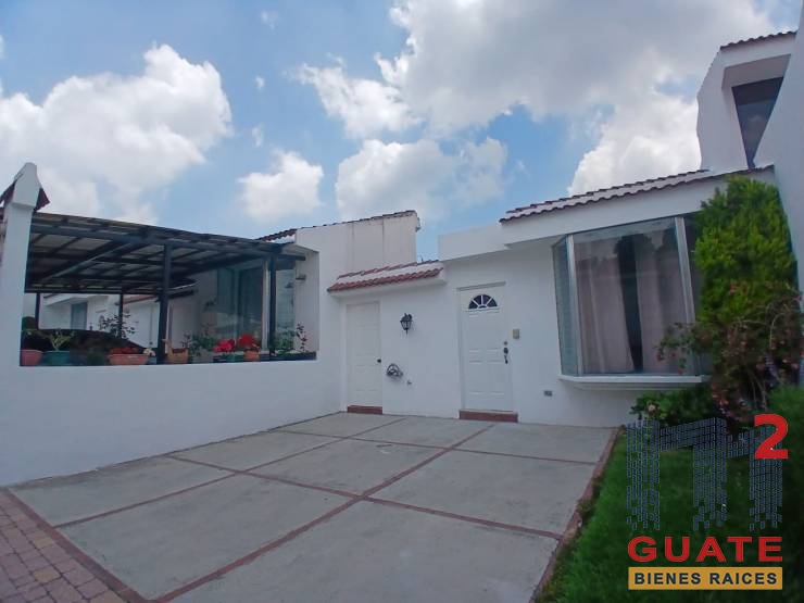 M2Guate-V10066-Casa-en-condominio-en-Venta-San-Lucas