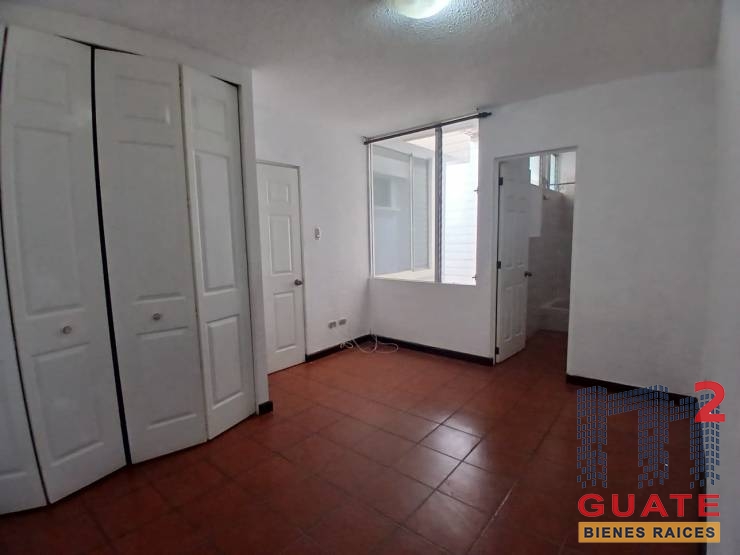 M2Guate-V10066-Casa-en-condominio-en-Venta-San-Lucas