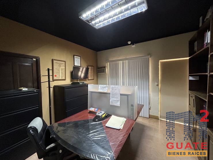 M2Guate-V10068-Casa-fuera-de-condominio-en-Venta-Guatemala-Zona-10
