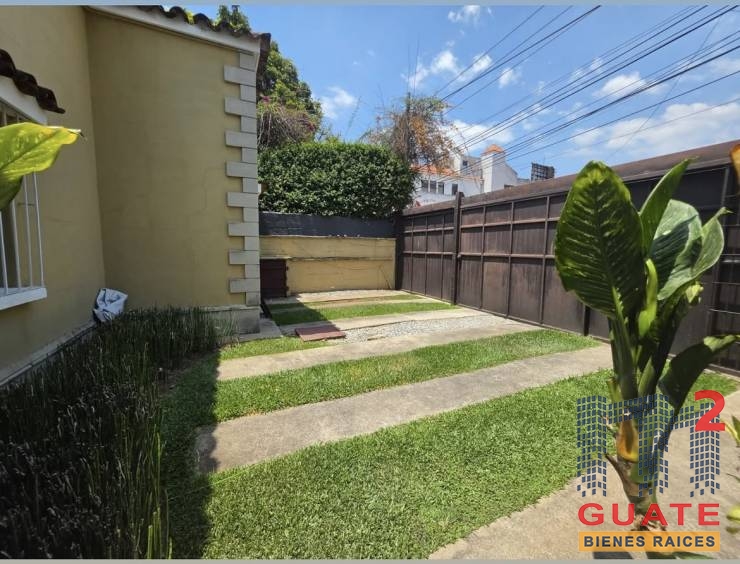 M2Guate-V10068-Casa-fuera-de-condominio-en-Venta-Guatemala-Zona-10