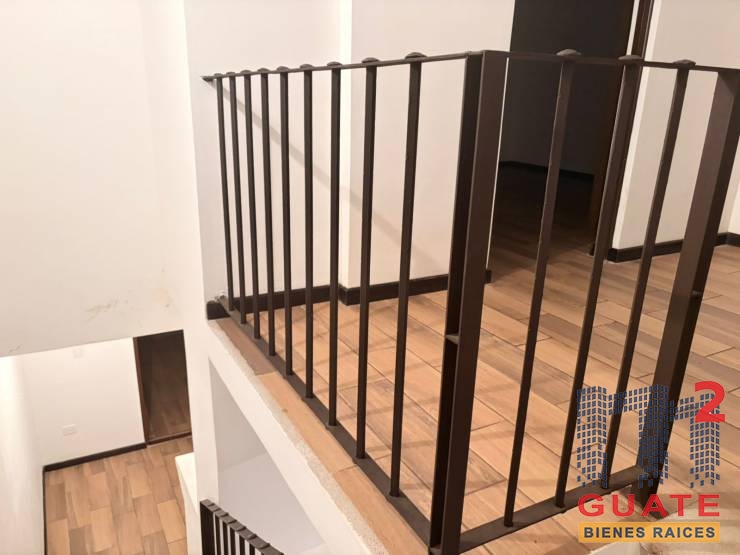 M2Guate-R10383-Casa-tipo-Townhouse-en-Renta-Antigua-Guatemala