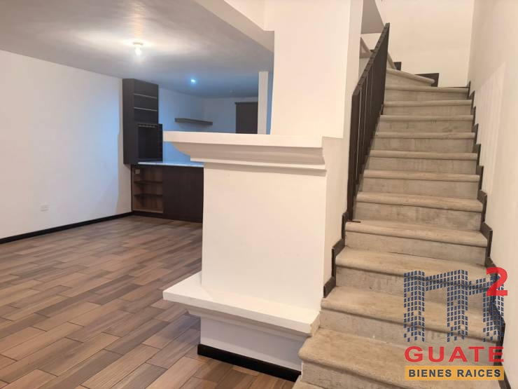 M2Guate-R10383-Casa-tipo-Townhouse-en-Renta-Antigua-Guatemala
