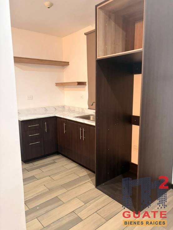 M2Guate-R10383-Casa-tipo-Townhouse-en-Renta-Antigua-Guatemala