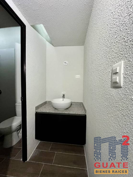 M2Guate-R10386-Casa-en-condominio-en-Renta-Santa-Catarina-Pinula