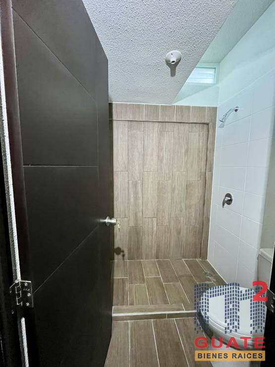 M2Guate-R10386-Casa-en-condominio-en-Renta-Santa-Catarina-Pinula