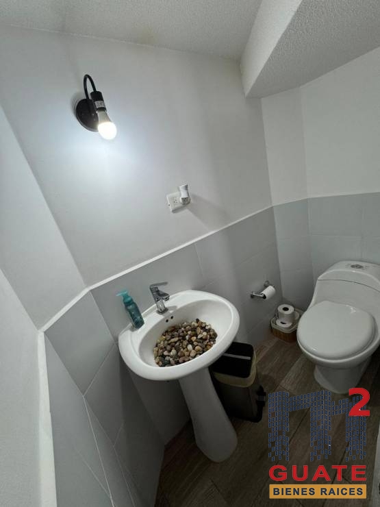 M2Guate-V10082-Casa-en-Venta-Villa-Nueva