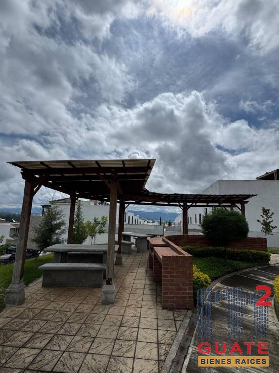 M2Guate-V10082-Casa-en-Venta-Villa-Nueva