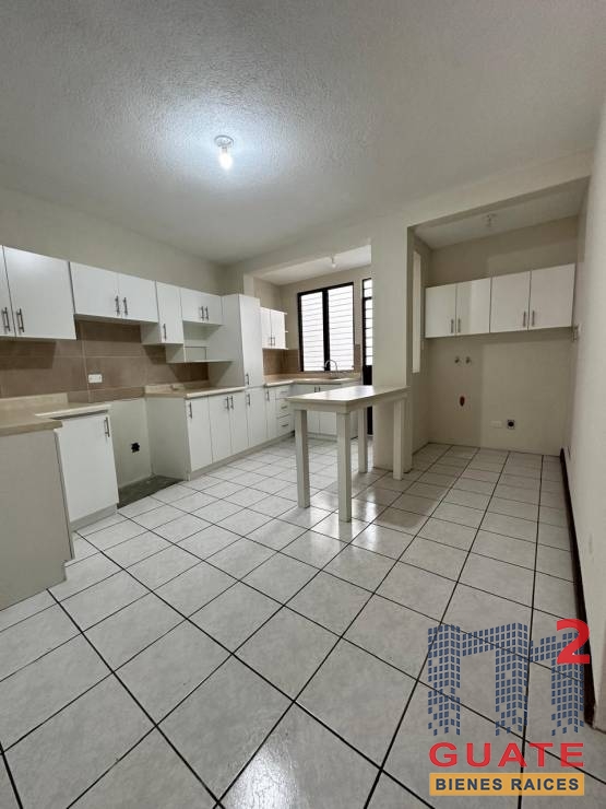 M2Guate-R10395-Casa-en-condominio-en-Renta-Guatemala-Zona-13