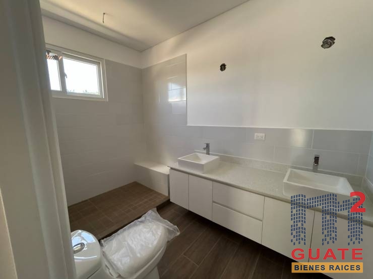 M2Guate-V10086-Casa-en-condominio-en-Venta-Carretera-a-El-Salvador