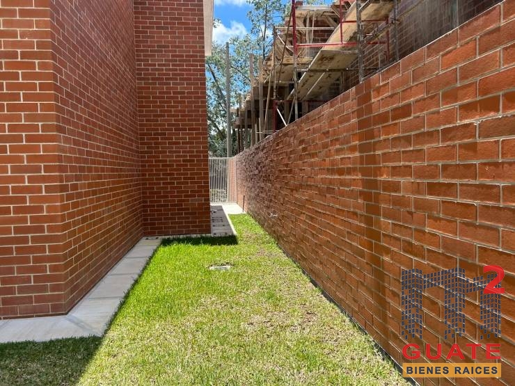 M2Guate-V10086-Casa-en-condominio-en-Venta-Carretera-a-El-Salvador