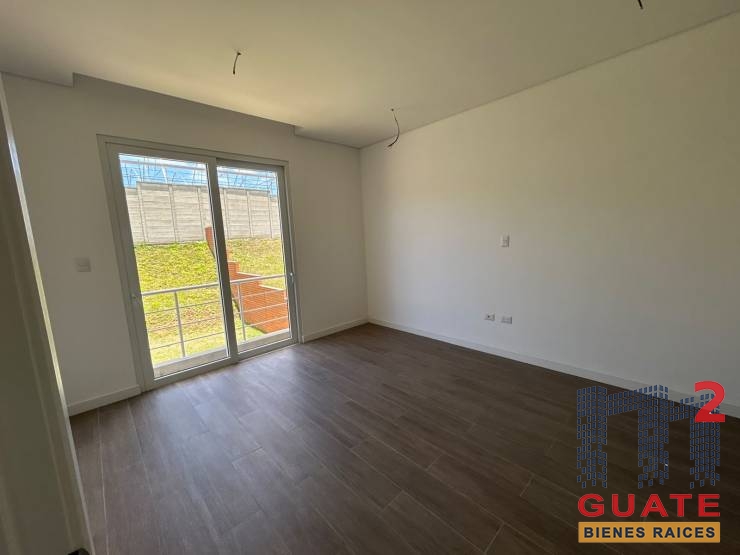 M2Guate-V10086-Casa-en-condominio-en-Venta-Carretera-a-El-Salvador