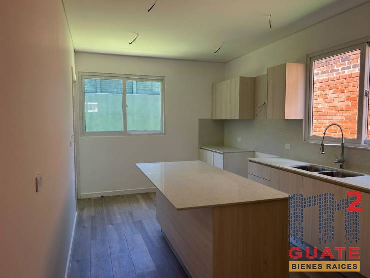 M2Guate-V10087-Casa-en-condominio-en-Venta-Carretera-a-El-Salvador