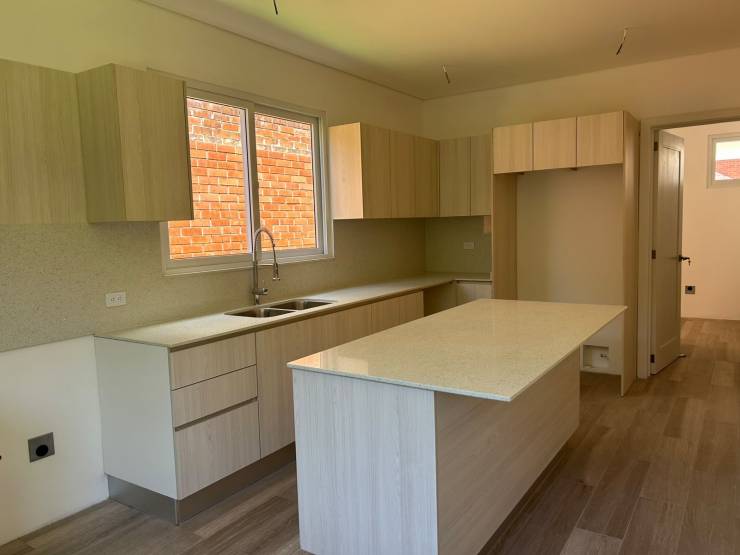 M2Guate-V10087-Casa-en-condominio-en-Venta-Carretera-a-El-Salvador