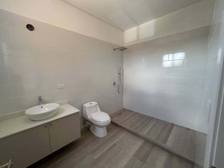 M2Guate-V10087-Casa-en-condominio-en-Venta-Carretera-a-El-Salvador