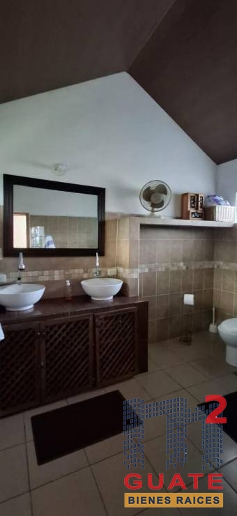 M2Guate-V10103-Casa-en-Venta-Escuintla