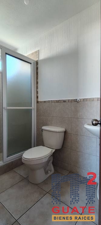 M2Guate-R10431-Casa-en-Renta-Fraijanes