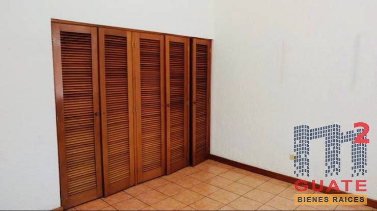M2Guate-V10117-Casa-tipo-Townhouse-en-Venta-Guatemala-Zona-15