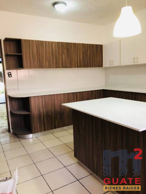 M2Guate-V10117-Casa-tipo-Townhouse-en-Venta-Guatemala-Zona-15