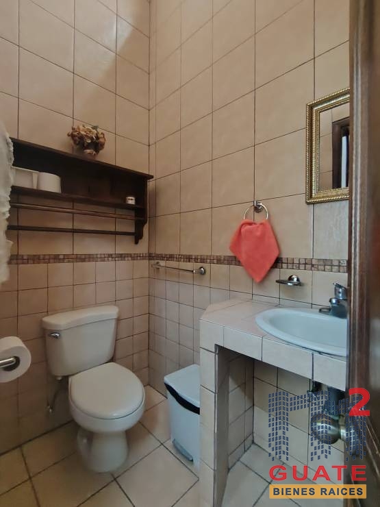 M2Guate-R10484-Casa-en-Renta-Guatemala-Zona-15