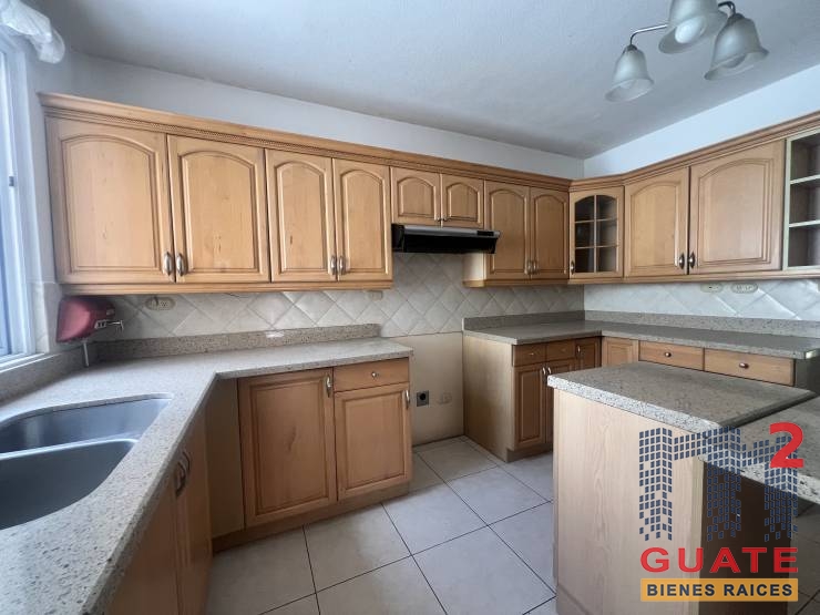 M2Guate-R10489-Casa-tipo-Townhouse-en-Renta-Guatemala-Zona-14