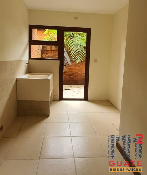 M2Guate-R10506-Casa-en-condominio-en-Renta-Santa-Catarina-Pinula