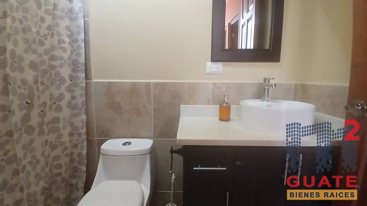 M2Guate-R10515-Casa-tipo-Townhouse-en-Renta-Antigua-Guatemala