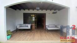M2Guate-R10515-Casa-tipo-Townhouse-en-Renta-Antigua-Guatemala