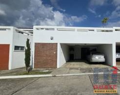 M2Guate-V10153-Casa-tipo-Townhouse-en-Venta-Guatemala-Zona-16