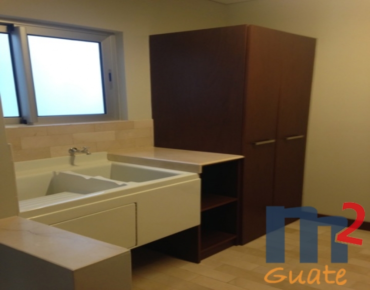 M2Guate-V3326-Casa-en-Venta-Guatemala-Zona-14