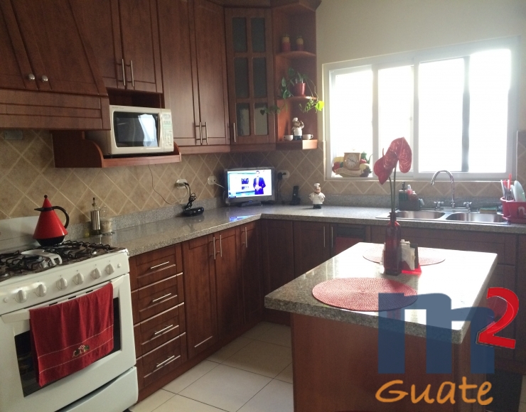 M2Guate-V3623-Casa-en-Venta-Mixco